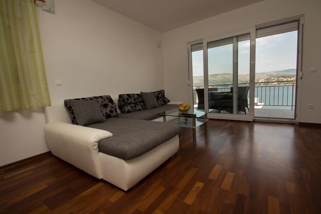 Apartments Kelic Trogir Habitación foto