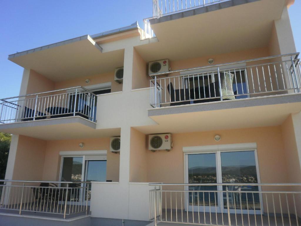 Apartments Kelic Trogir Exterior foto